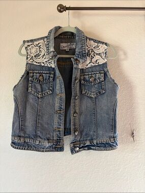 Revolution by Revolt Blue Denim Lace Accent Vest - Size Medium